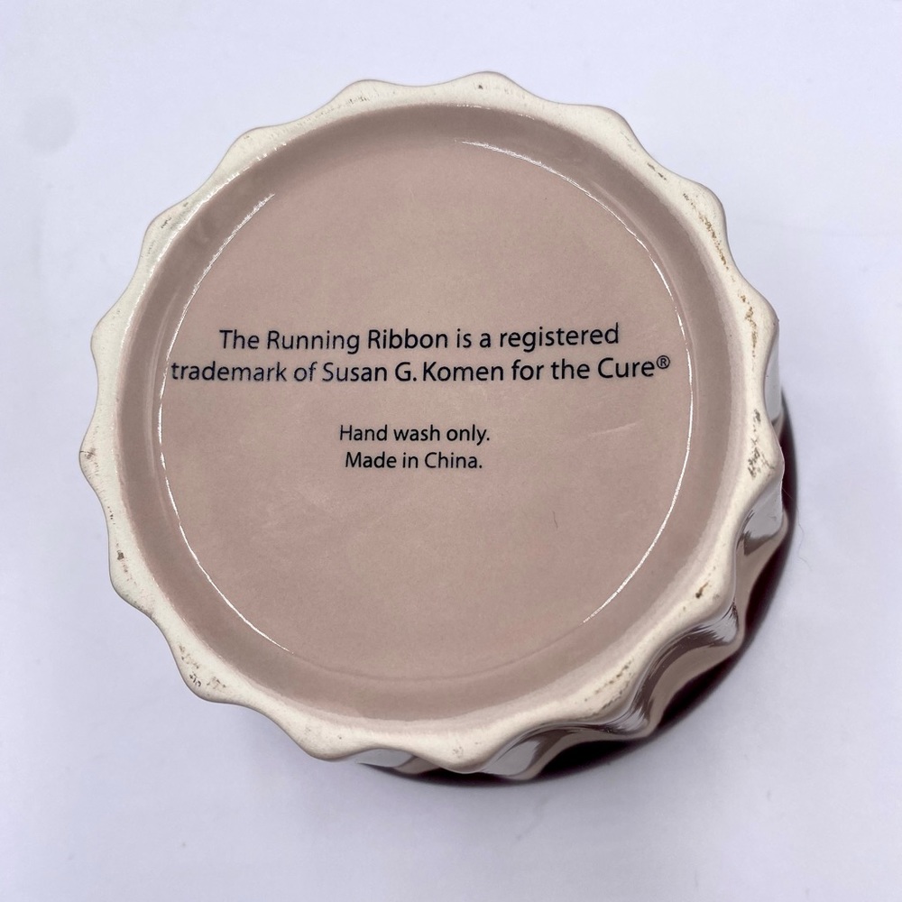 PANDORA unforgettable moments Ceramic Cupcake, Susan G. Komen, limited edition - Picture 5 of 10